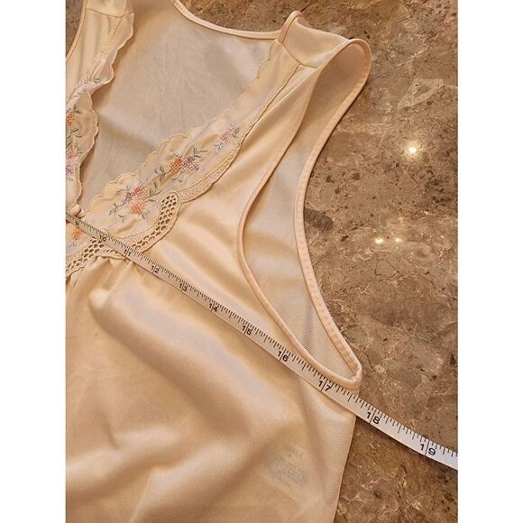 Vintage Lorraine nightgown and robe size small peach pink Rev2 Chemise - Picture 9 of 15